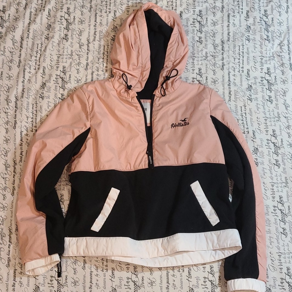 Hollister sweater
